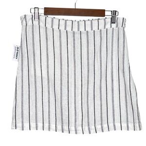 Old Navy NWT Black and White Vertical Stripe Mini Shift Skirt  Womens Size M